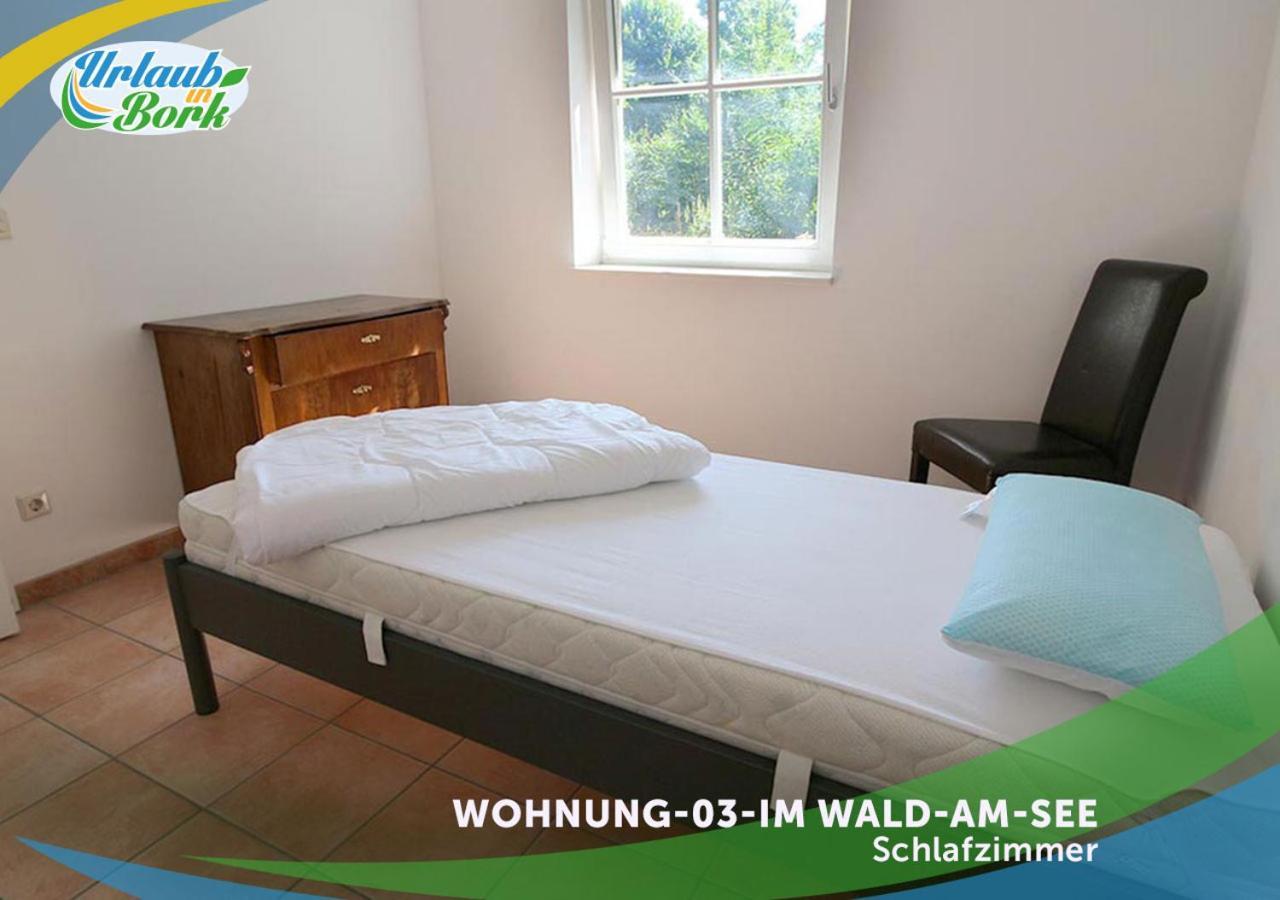 Jagd-Angler-Suite-03-Im-Wald-Am-See 屈里茨 外观 照片